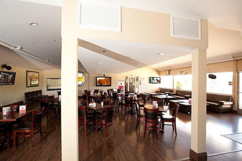 Carlton Oaks Lodge, Ascend Hotel Collection Санти Экстерьер фото